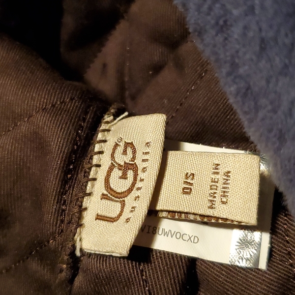 💥SOLD💥UGG Shearling&Blue Suede Bucket Winter Hat"New" - Picture 6 of 8